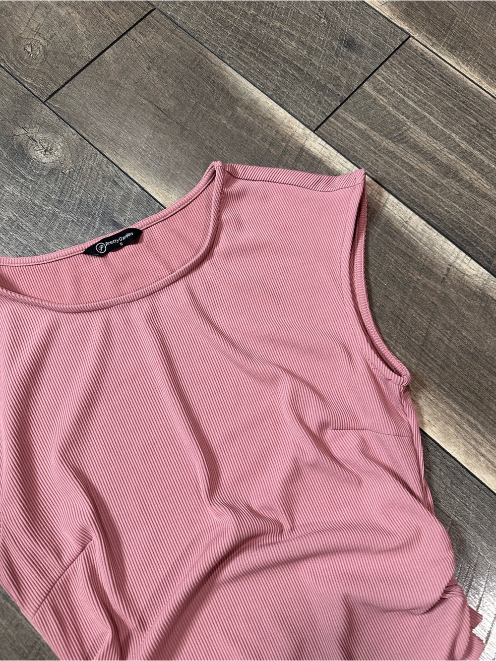 Pretty Garden Ribbed Top - Picture 6 of 8